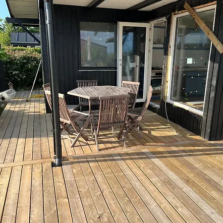 Ferienhaus Ferienidylle Mit Blick Aufs Wasser Rønde